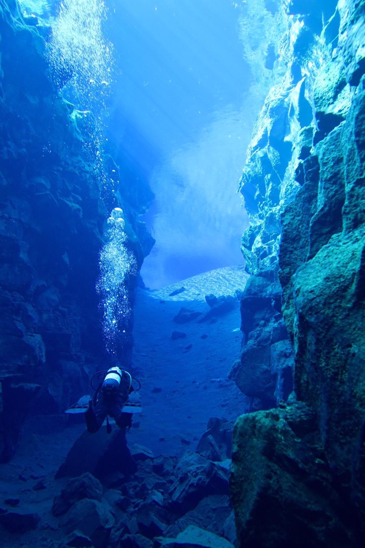 Clarity | Silfra, Island